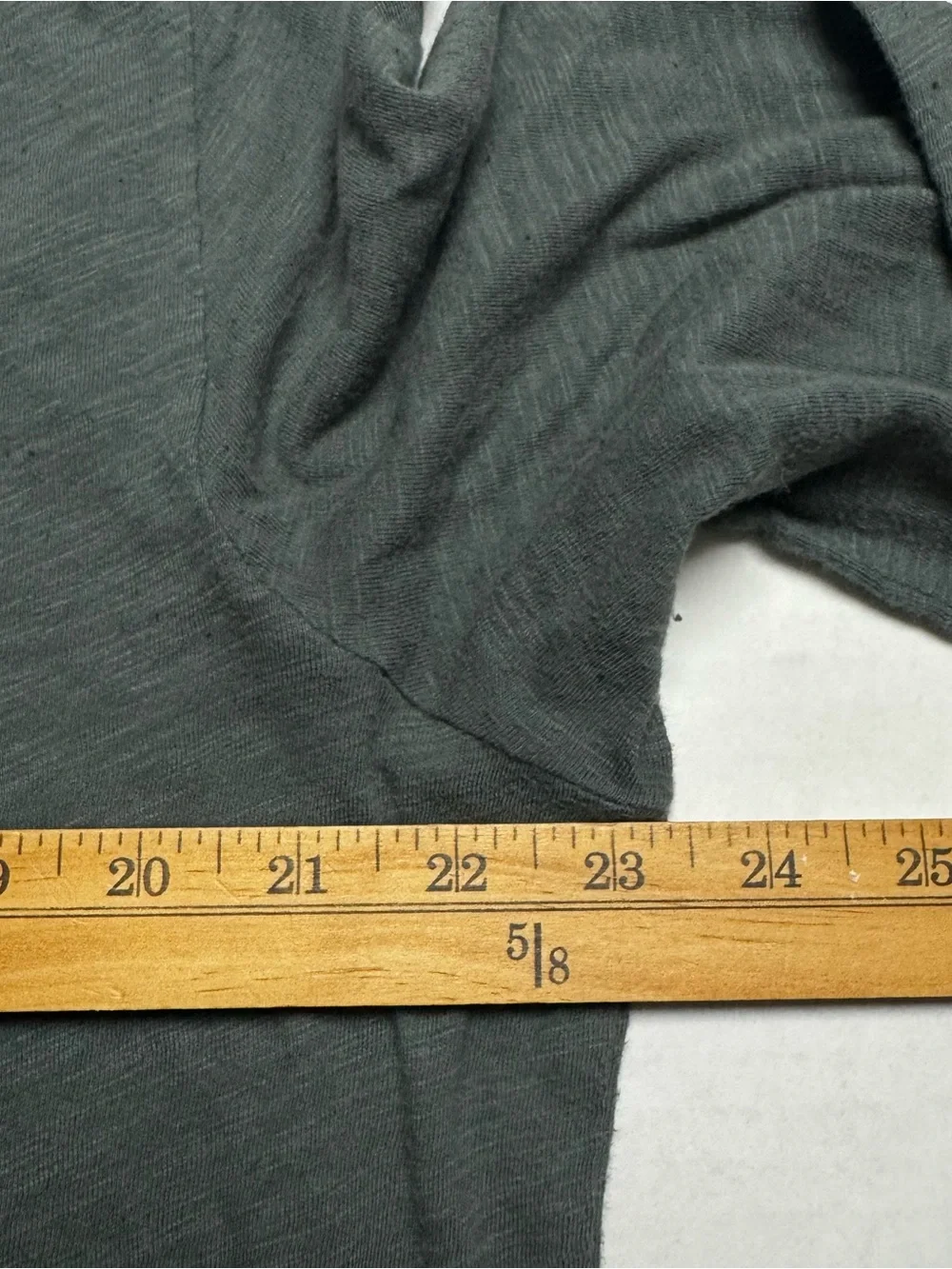 Banana Republic Vintage Tee Long Sleeve Henley In Dusty Olive (Green) Size: L